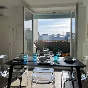Dachgeschoss Fuer 4 Mit Terrasse Appartement