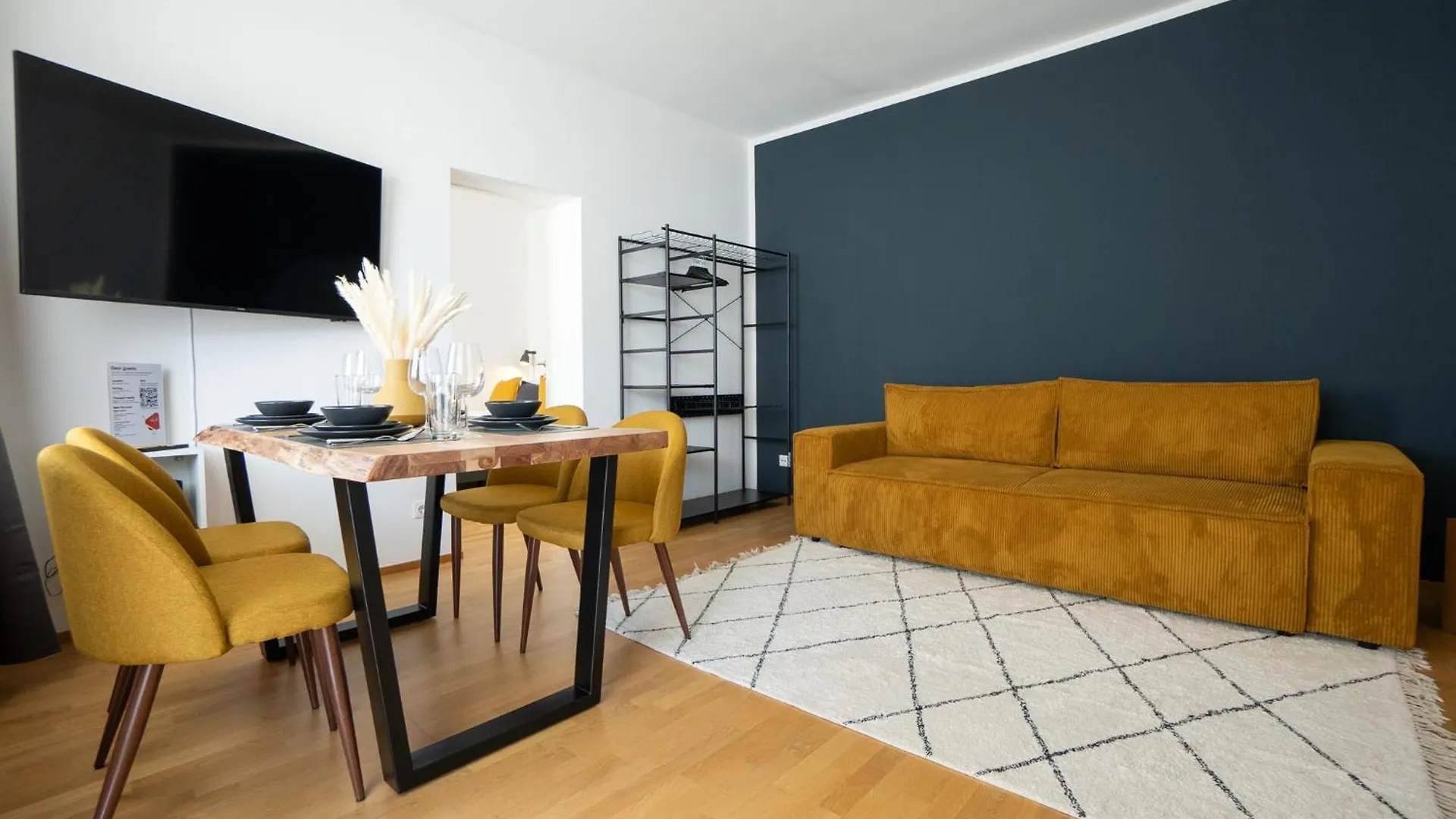 Bright Stylish Apartment With A Huge Terrace In A Top Location Vienna