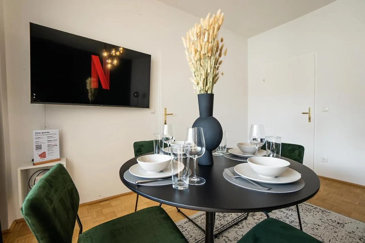 Bright Stylish Apartment With A Huge Terrace In A Top Location Vienne 0*,
