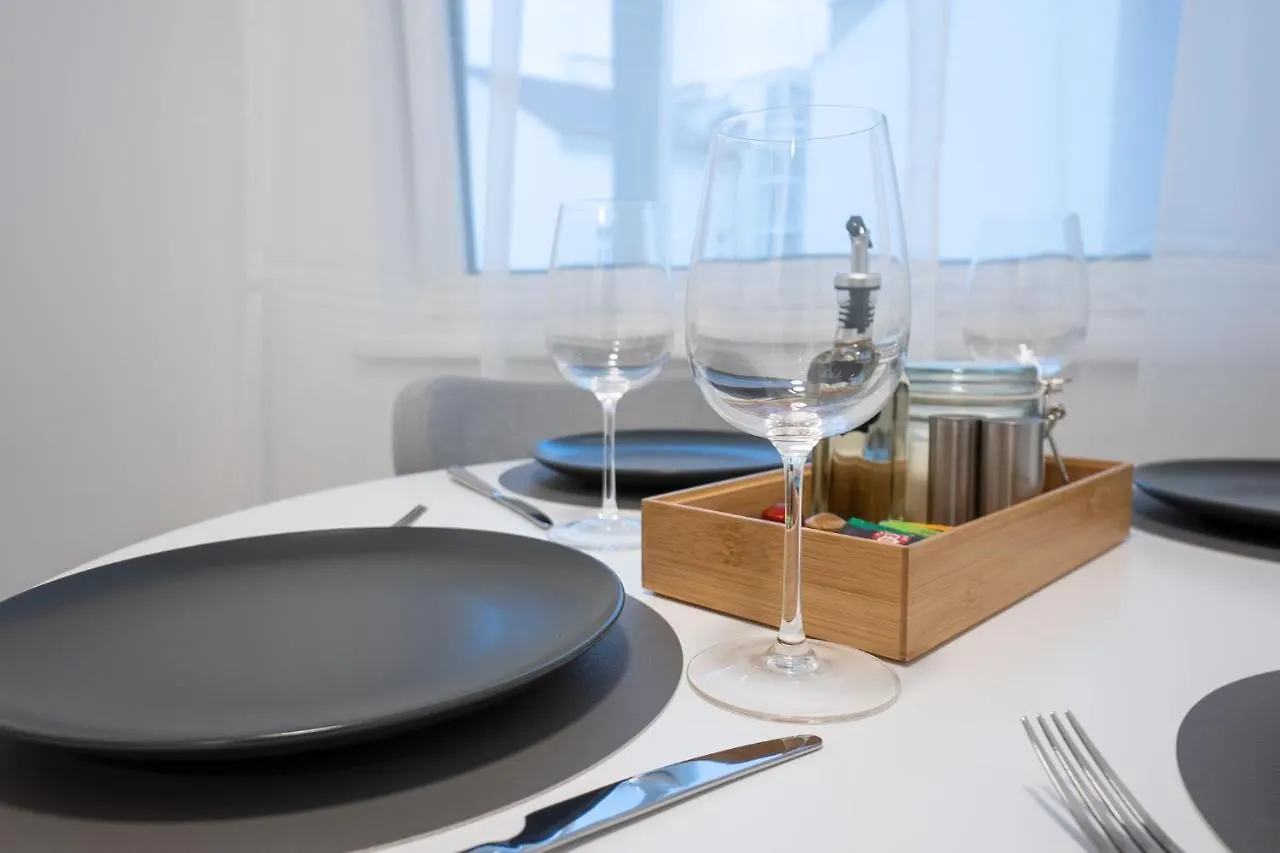 Bright Stylish Apartment With A Huge Terrace In A Top Location Vienne 0*,