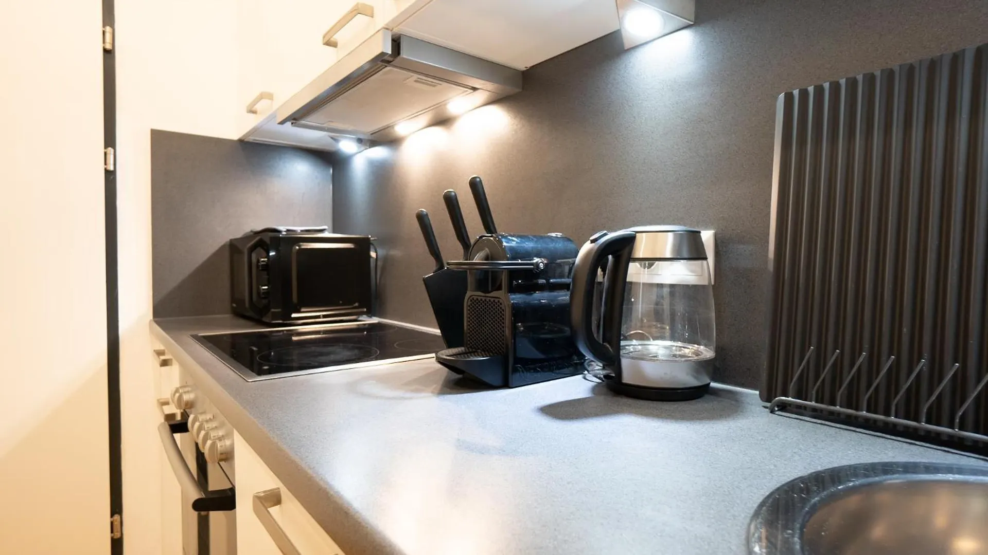 Bright Stylish Apartment With A Huge Terrace In A Top Location Vienne