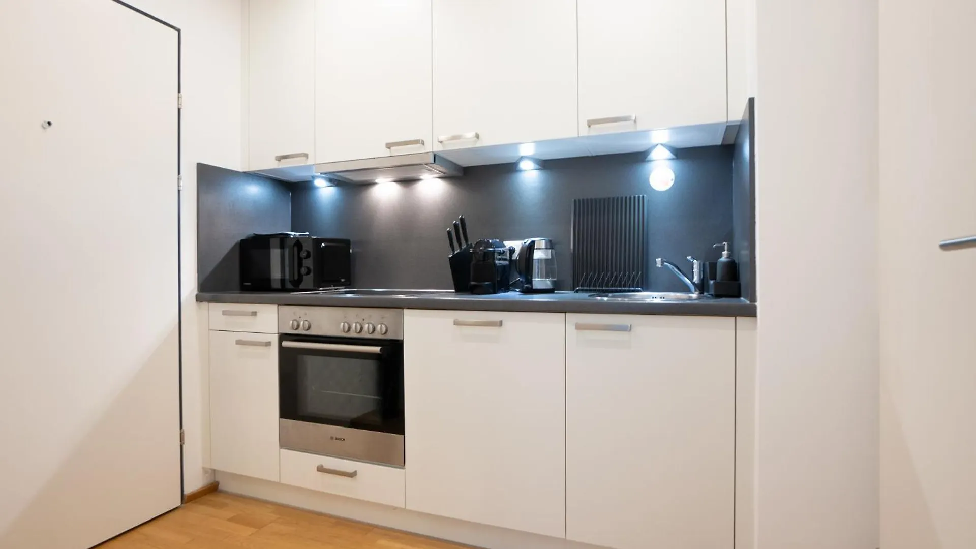 Bright Stylish Apartment With A Huge Terrace In A Top Location Vienne
