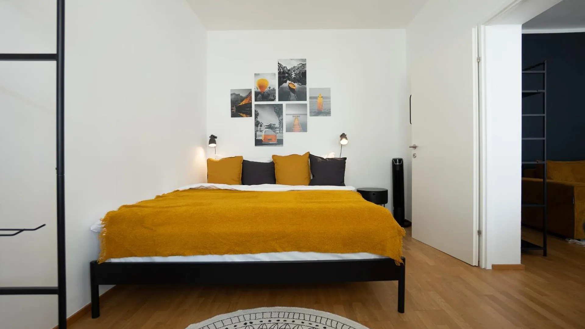 Bright Stylish Apartment With A Huge Terrace In A Top Location Vienne
