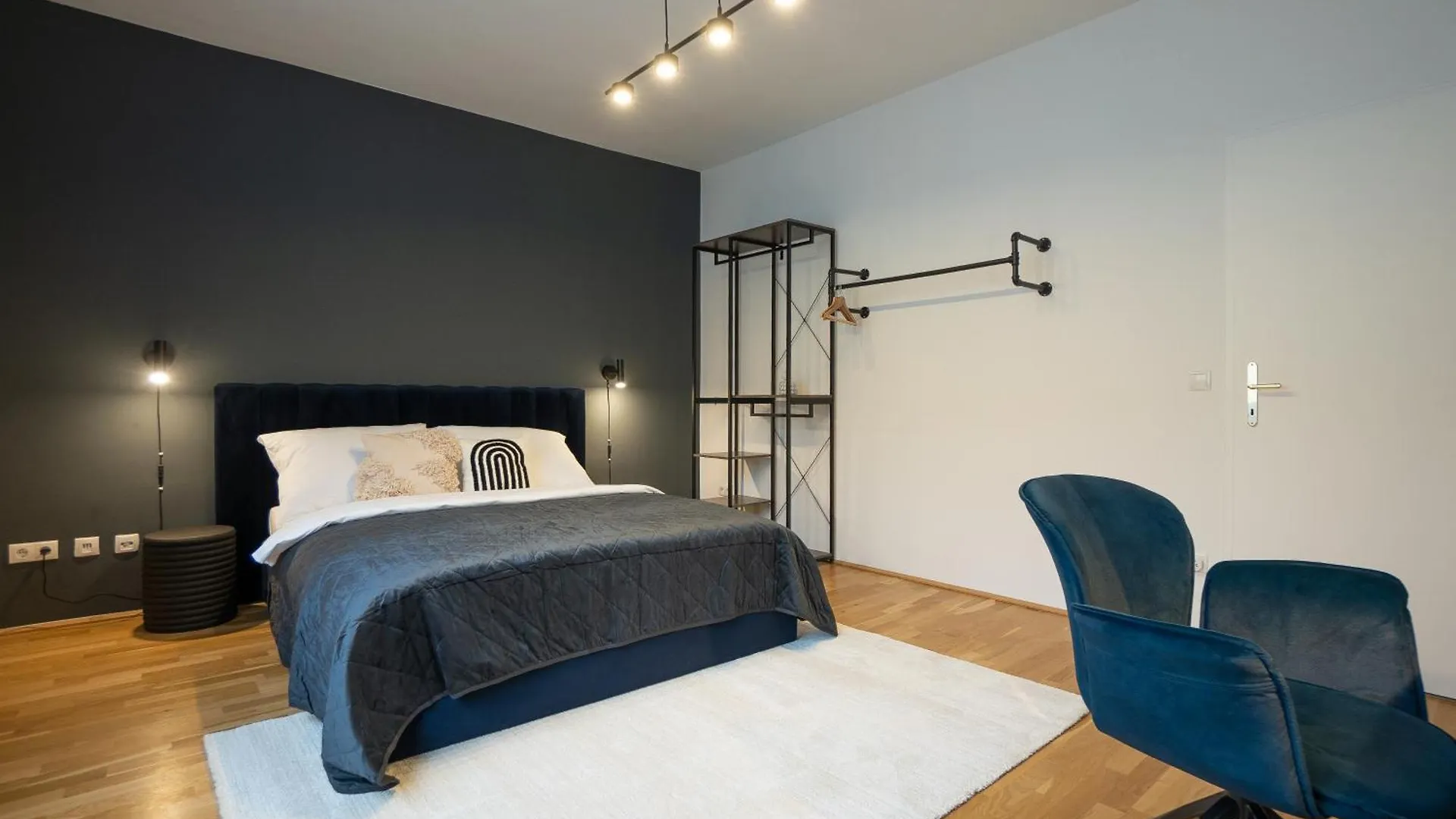 Bright Stylish Apartment With A Huge Terrace In A Top Location Vienne 0*,  Autriche